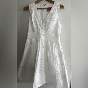 Kate Spade💕 White knee length spade clover eyelet dress.